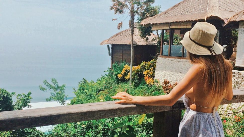 8 Female YouTubers That Will Inspire You