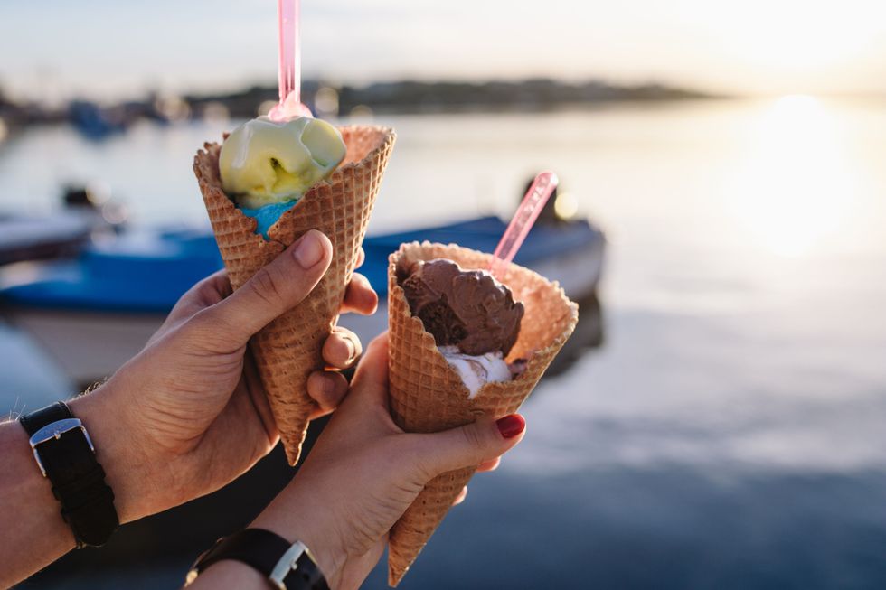13 Comments That Will Make Your Ice Cream Scooper Lose Their Chill