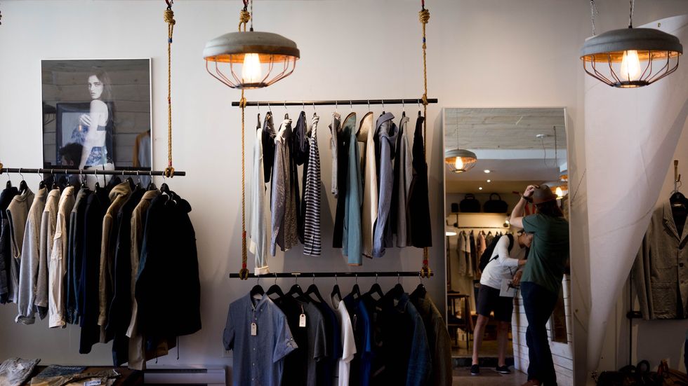 10 Things You Know Way Too Well If You Work In Retail