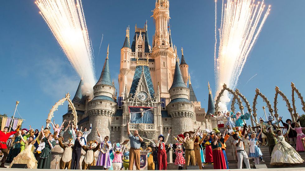 How To Do All 4 Disney Parks In A Day Like A Champ