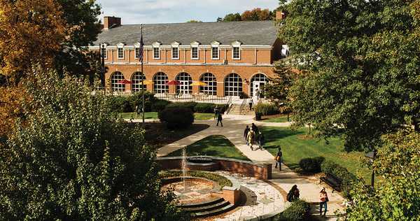 10 Things I Wish I Could Tell My College Freshman-Self