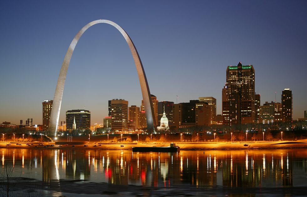 12 Facebook Posts That Sum Up Coming Back To Saint Louis