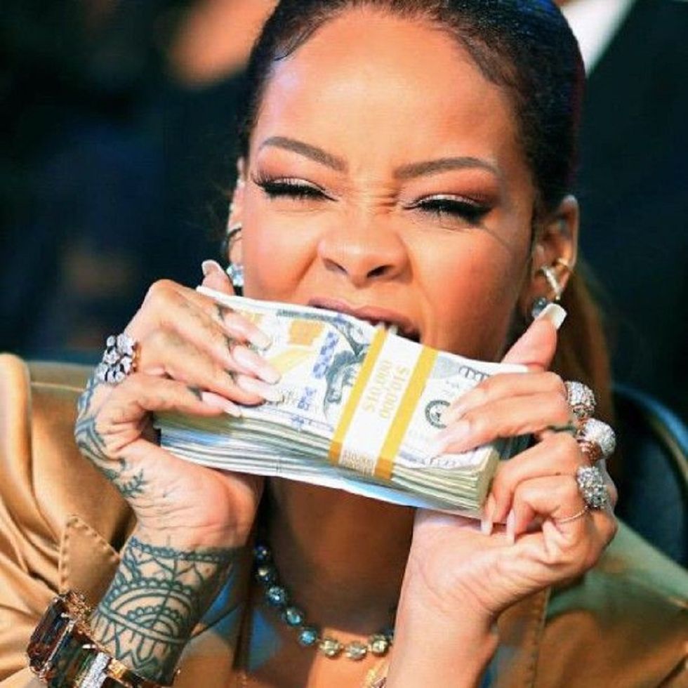 How To Avoid Going Broke This Summer