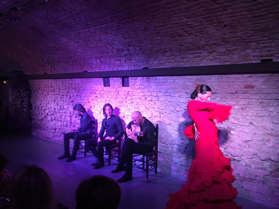 Why Flamenco Should Be At The Top of Your Bucket List