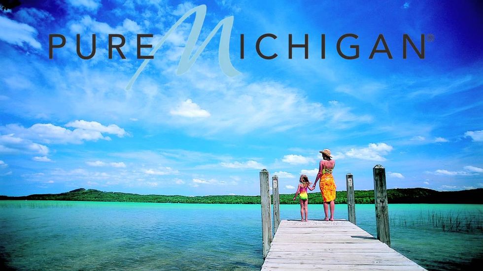 10 Michigan Lakes You Need To Visit This Summer