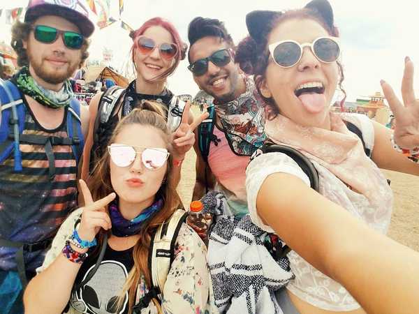13 Undeniable Signs You're The 'Fairy Squad Mother' Of Your Friend Group