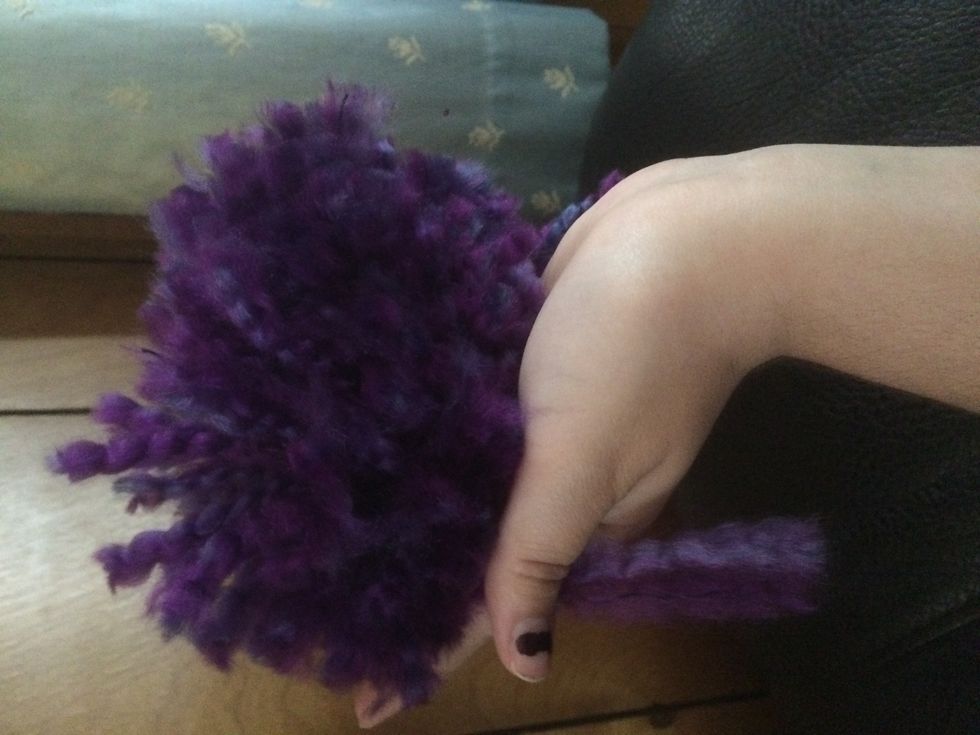 How To: Make A Yarn Pompom