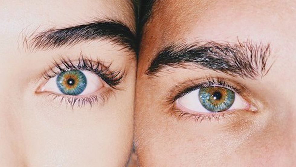 5 Things Only People Who Wear Contacts Will Understand