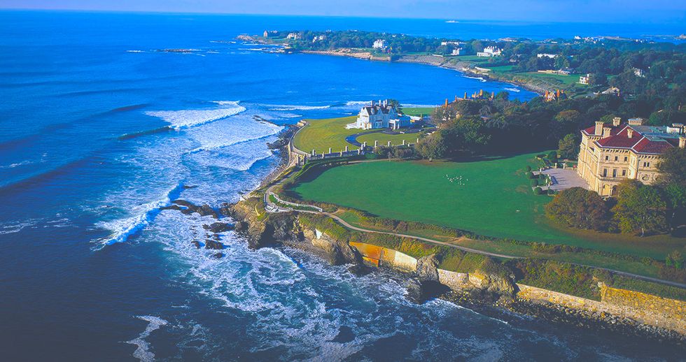 14 Reasons You Should NEVER EVER Go To Rhode Island