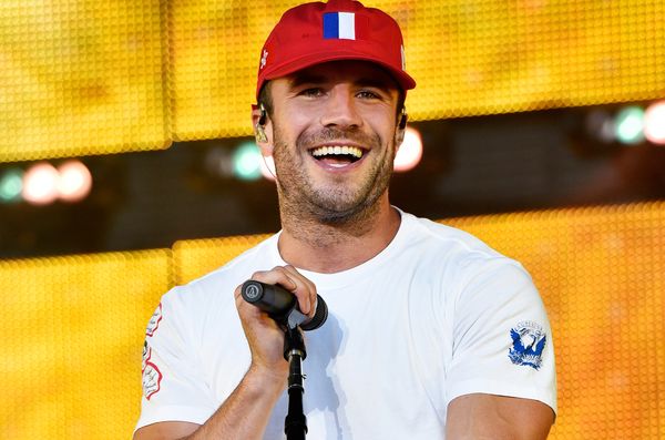 21 Country Songs That All Country Music Haters Need To Give A Chance