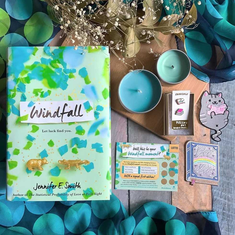 A Review Of Uppercase: The Monthly Book Subscription Box