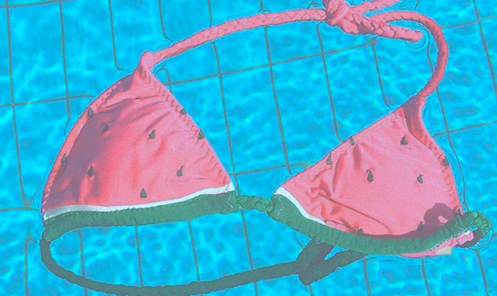 60 Songs For The Ultimate Summer 2017 Pool Party Playlist