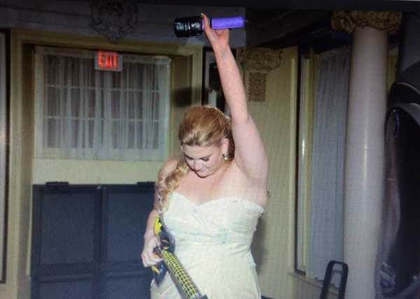 15 Songs You Need To Blast For Car Karaoke: The Mom Edition