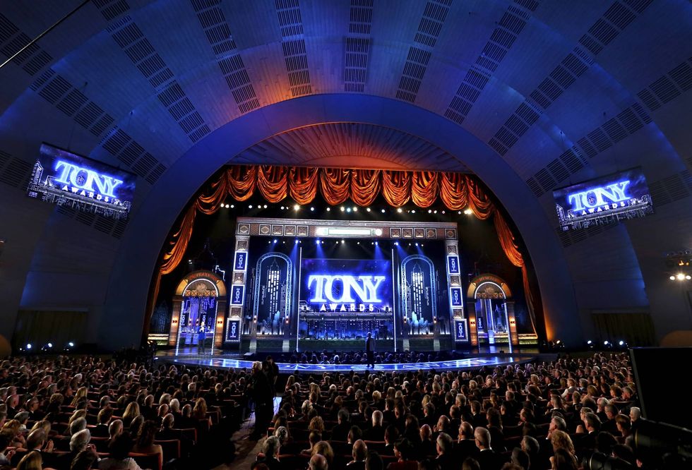 10 Feelings Broadway Fans Have During The Tony Awards