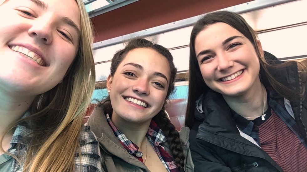 17 Things You Text Your College Friends Over The Summer