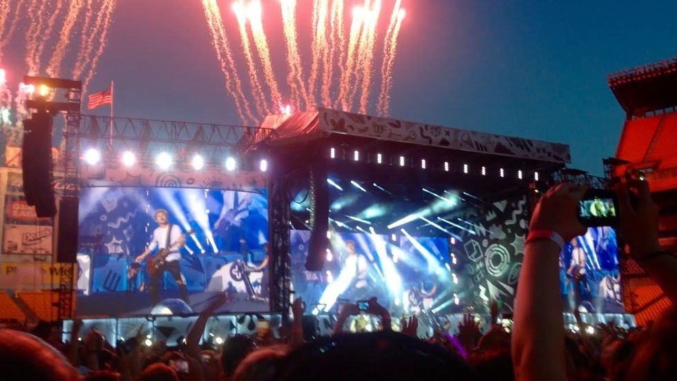 The Unreal Feeling Of Being At a Concert