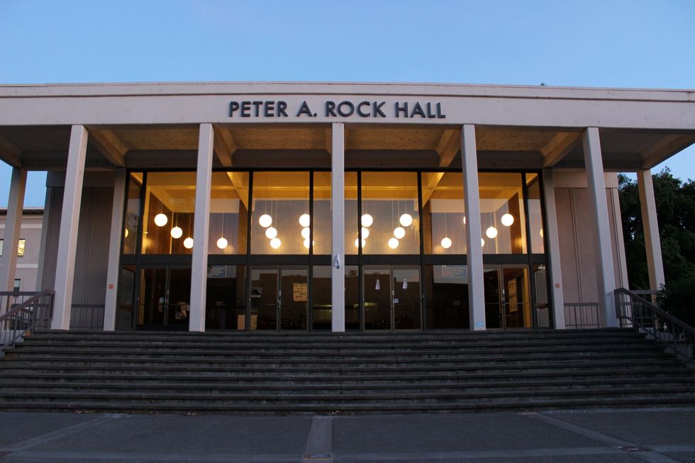 Finals Week Starter Pack: Where To Study And Why