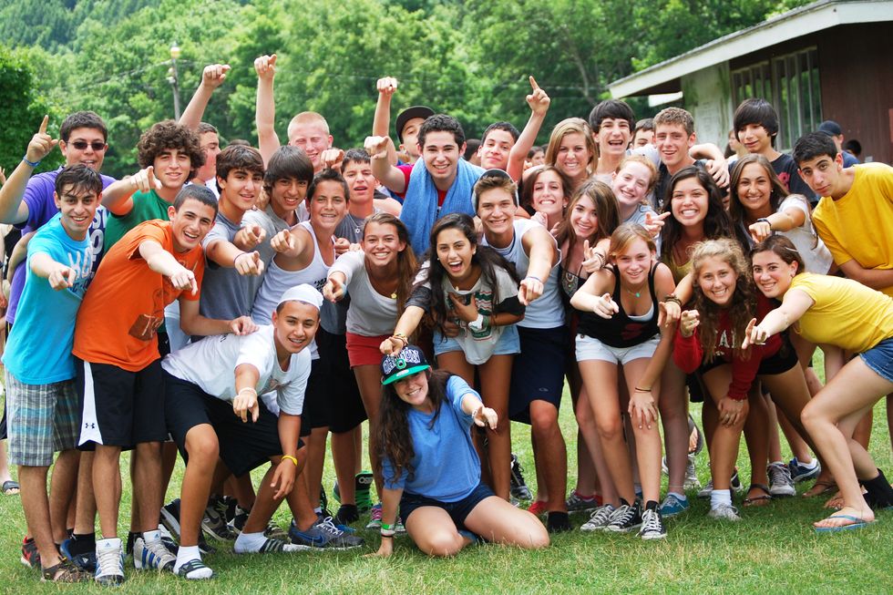 9 Signs You're A Summer Camp Counselor