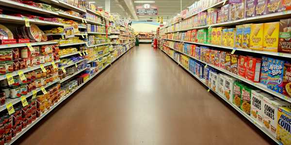 7 Struggles of Grocery Shopping in College