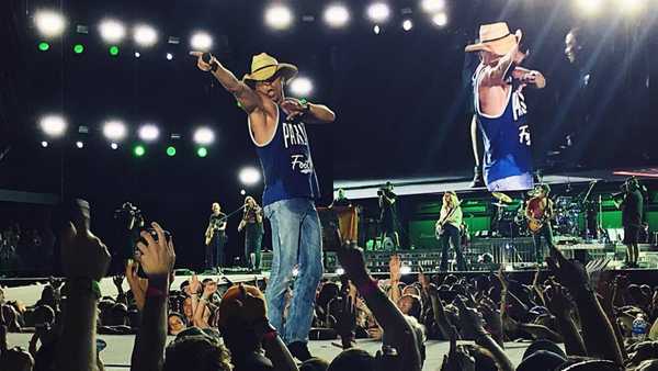 10 Country Songs Perfect For Summertime