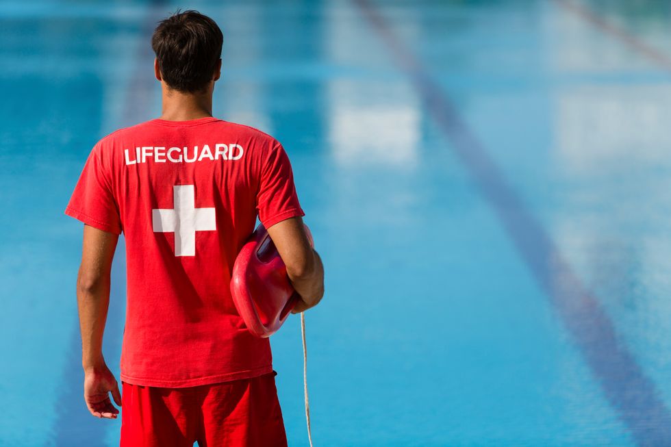 9 Things Only Summer Lifeguards Know To Be True
