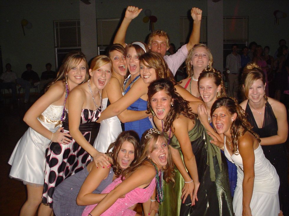 34 Songs That Still Play In Every High School Dance