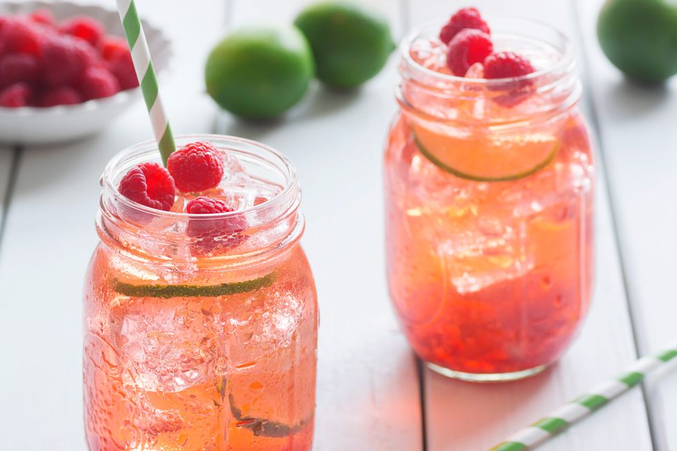 17 Delish DIY Summer Cocktails