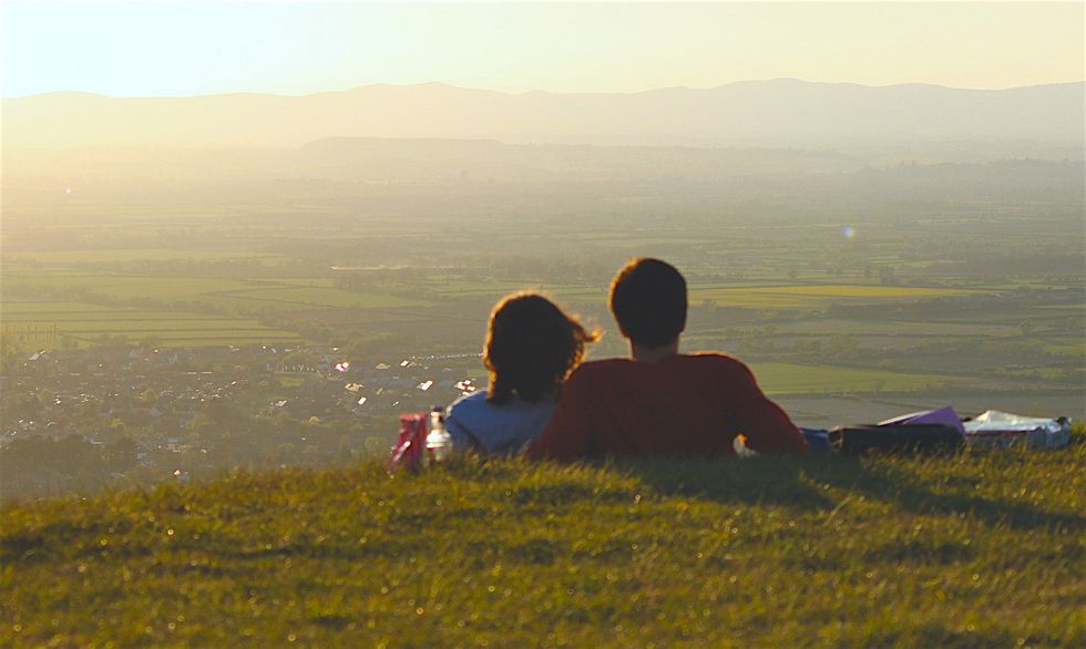 To The Girl Who Is Ready To Settle Down, DO NOT Settle Down