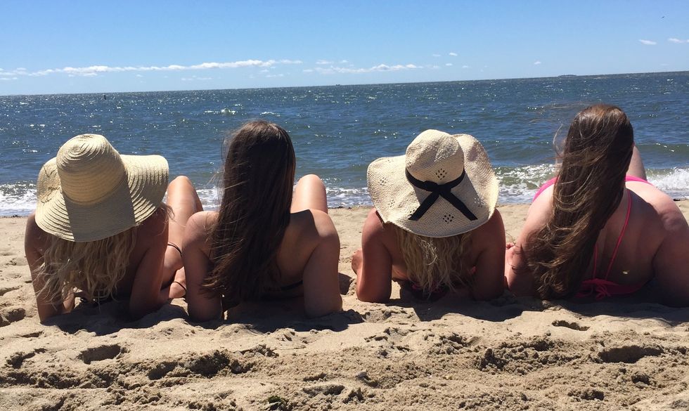 The 15 Stages Of Beaching