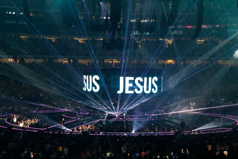 16 Undeniable Truths About Christian Concerts