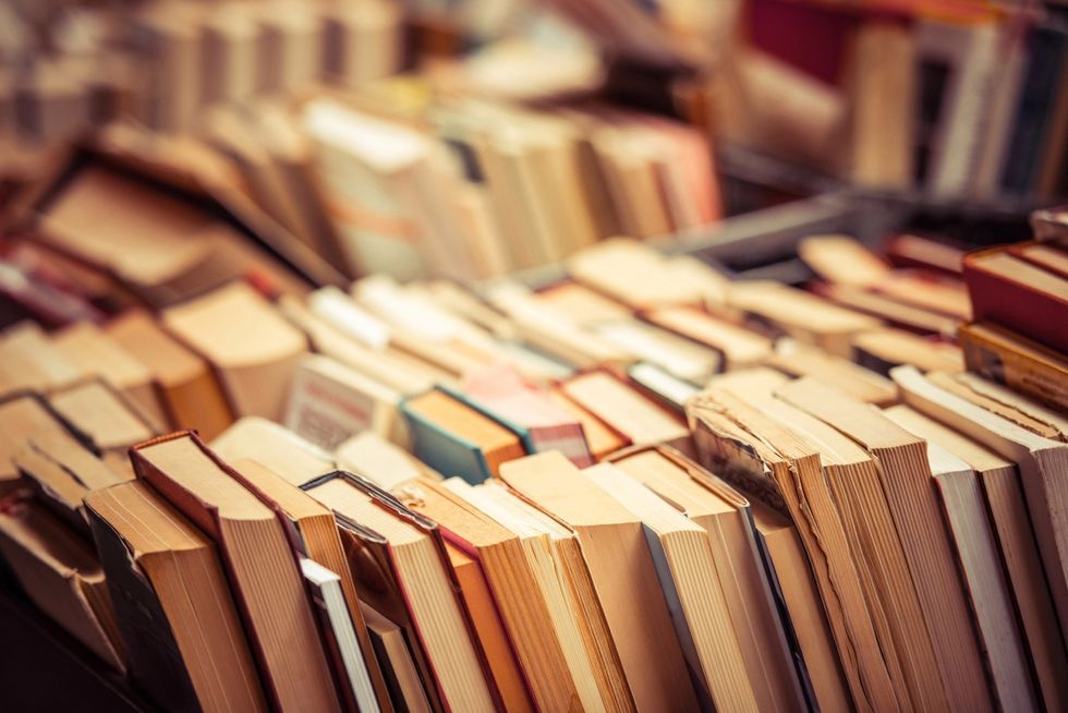 9 Problems All Book-Lovers Have Experienced