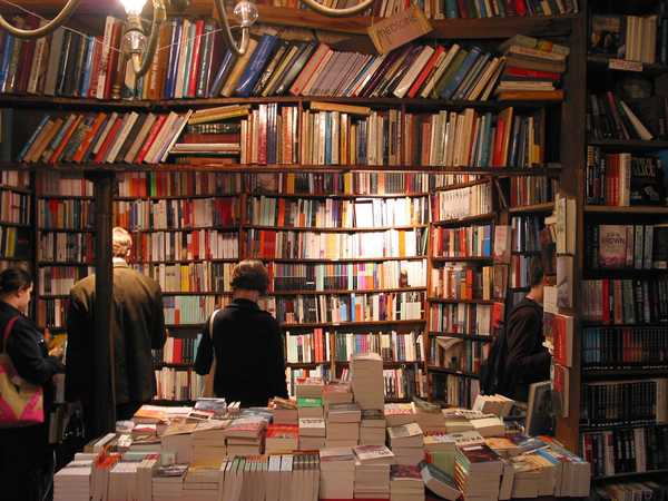 15 Things All Book Lovers Will Relate To