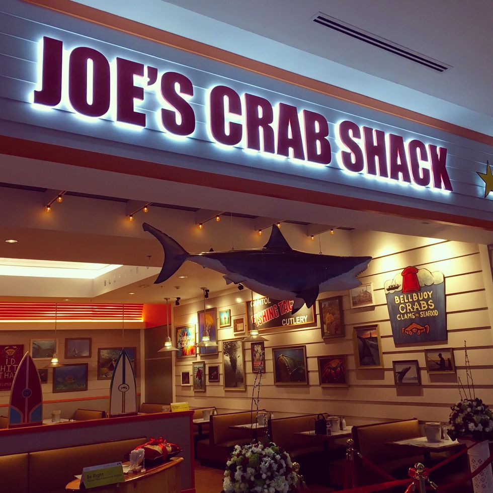 An Open Letter To Joe's Crab Shack About The Controversial New Shirt