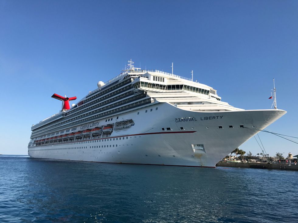 5 Reasons Why Everyone Should Take A Cruise