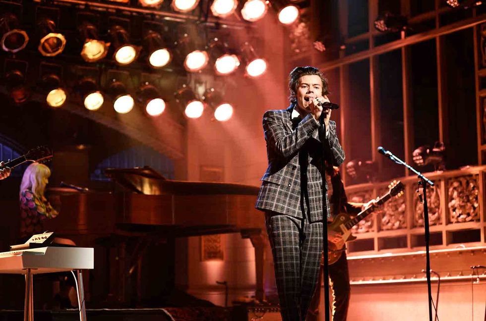 Why Everyone Should Listen To Harry Styles' Solo Album