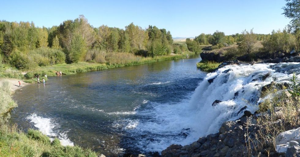 Pros And Cons Of Moving Back To A Rural Communiy