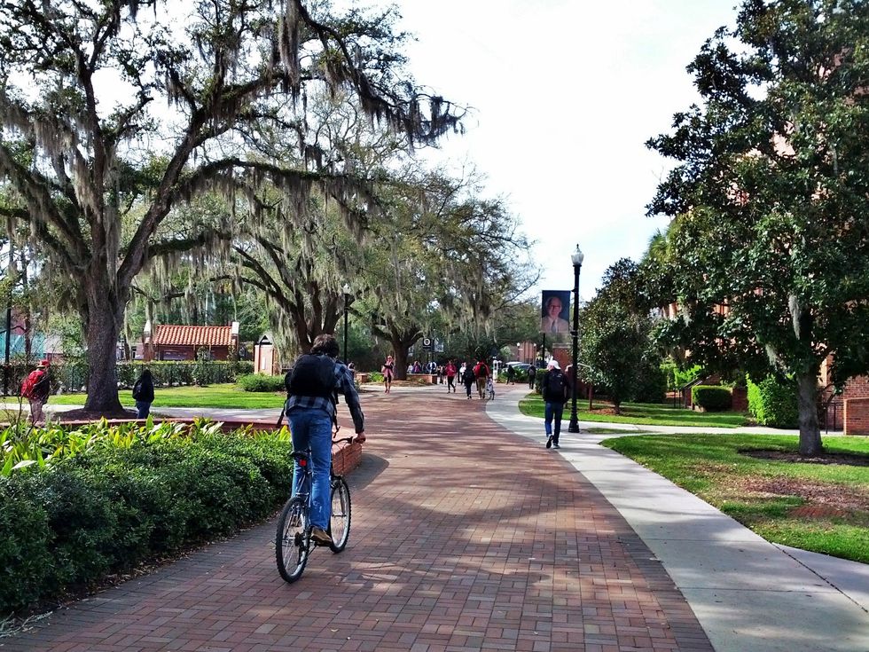 The 9 Types Of People You Meet During Your First Week At FSU