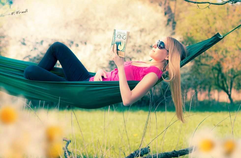 5 Books To Read This Summer!