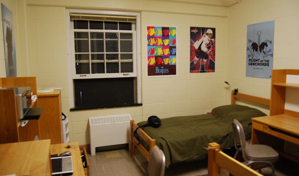 You Only Love Living In Dorms Once You Don't Live In Them Anymore