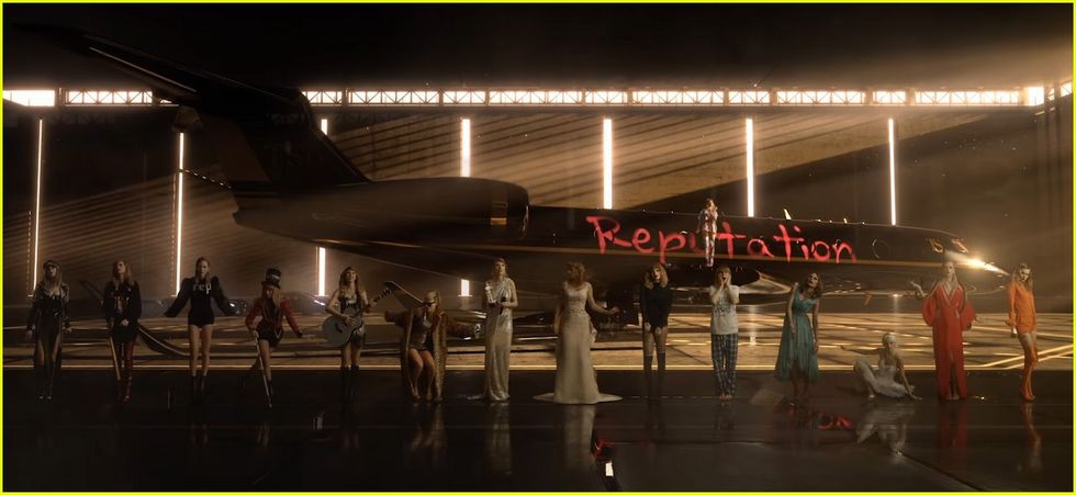 13 Reasons Why Taylor Swift Is Vastly Overrated