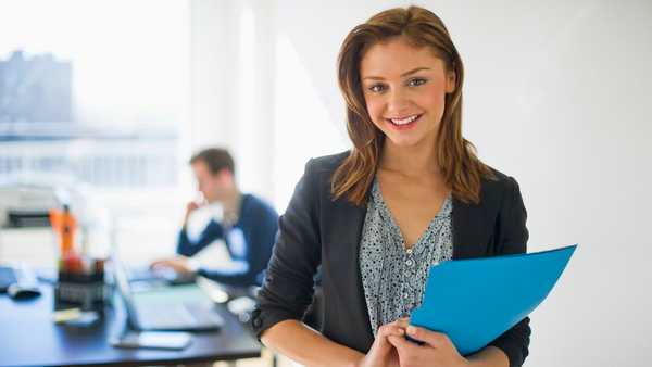 8 Stages Of Trying To Find An Internship