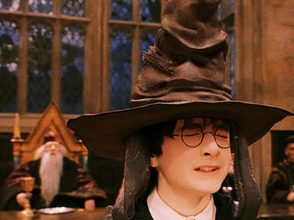 Millennial Parents Punish Their Children With The Sorting Hat From Harry Potter