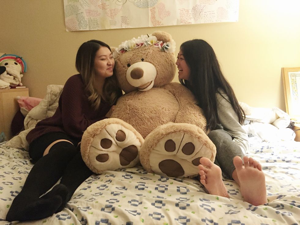 8 Signs You Found Your Best Friend In Your Roommate
