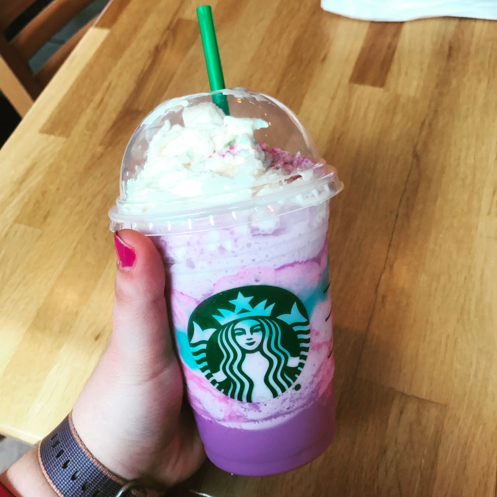5 Pros And Cons For Getting The Unicorn  Frapuccino