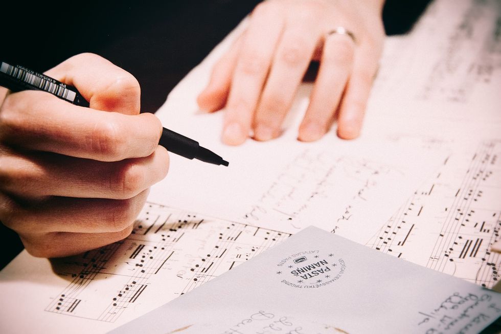 13 Thoughts Only Music Theory Students Have