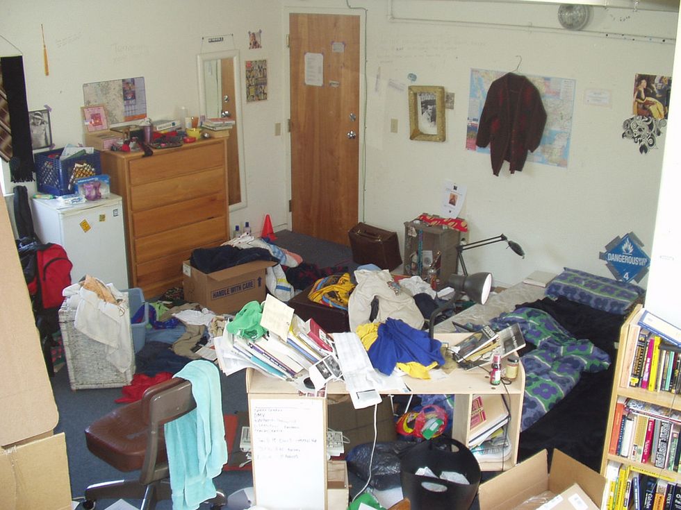 The 5 Grossest Things You Find In Your Dorm