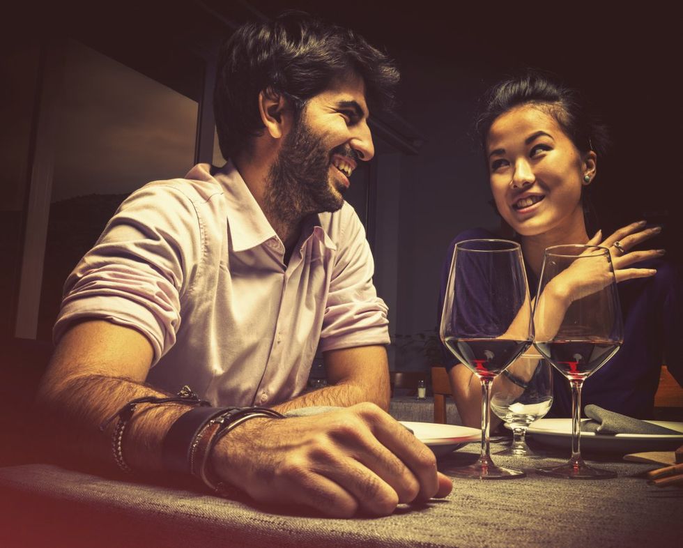 30 Questions to Make Conversation on a First Date
