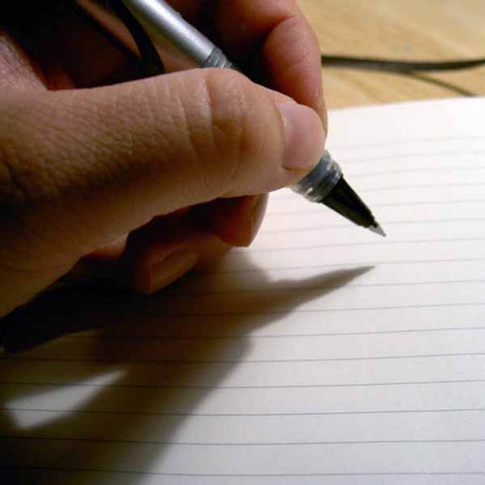 What It's Like To Be Left-Handed In A Right-Handed World