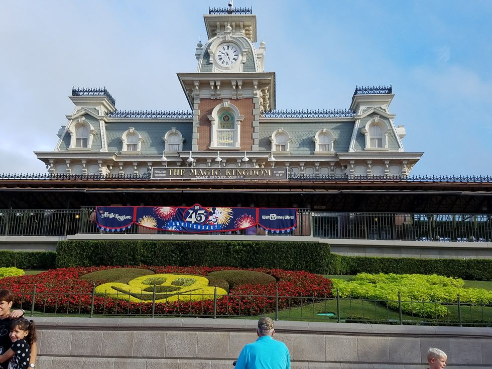 Vlogging on the Disney College Program