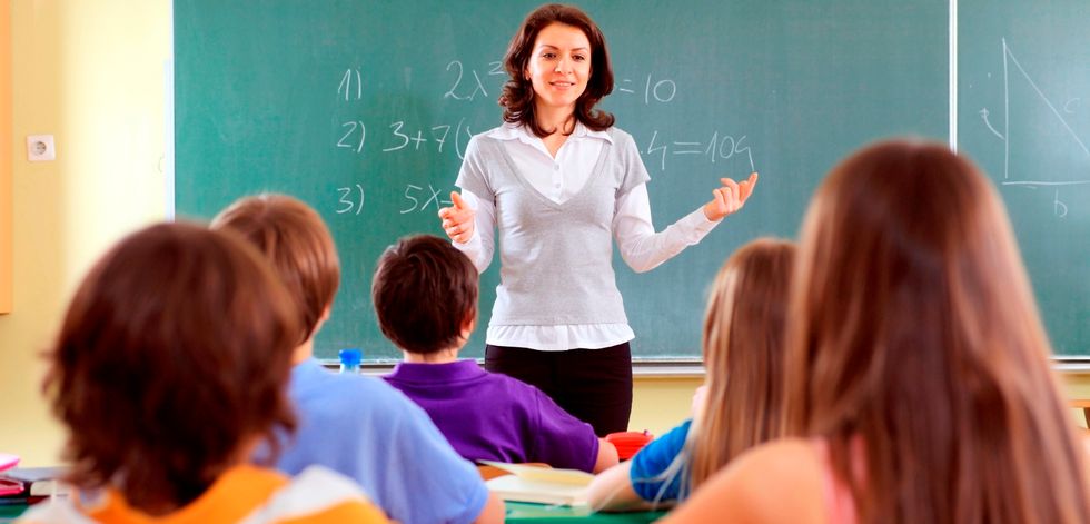 The Pros and Cons of Student Teaching